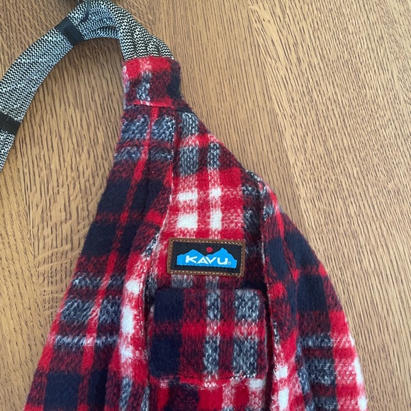 Kavu Plaid Rope Sling Bag - Picture 8 of 16